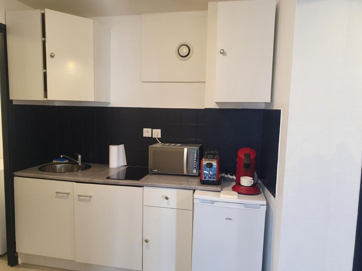 Firas Appartement Valenciennes Eksteriør billede