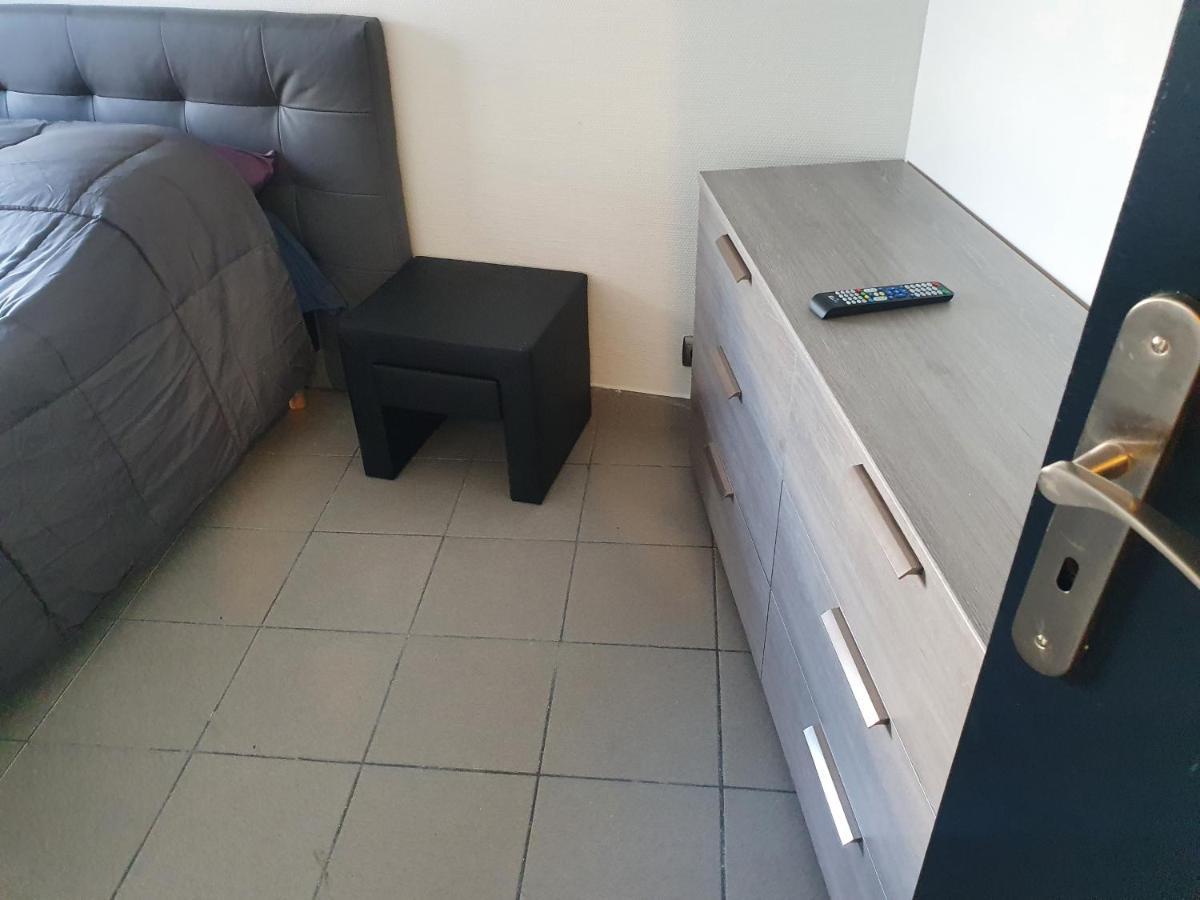 Firas Appartement Valenciennes Eksteriør billede
